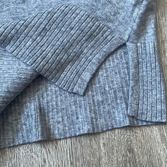 Anthropologie Paloma Gray Knit Sweater size medium cowl neck - Picture 7 of 9